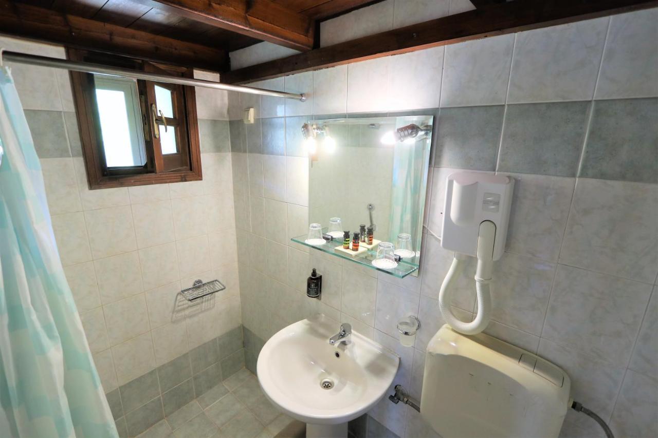 Vateri Hotel Límni Екстериор снимка