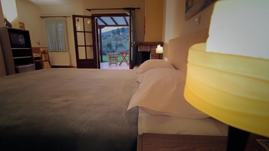 Vateri Hotel Límni Стая снимка