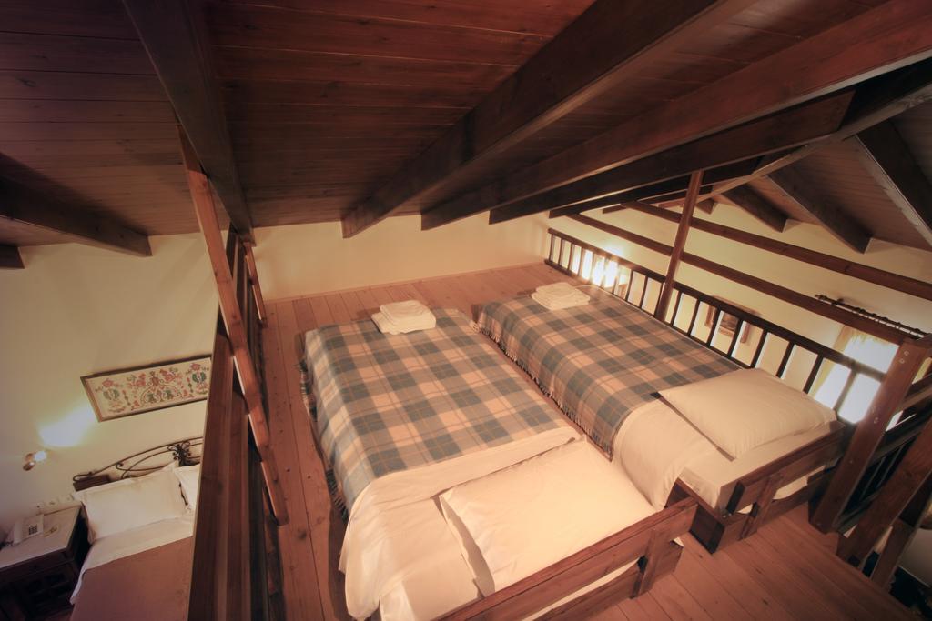 Vateri Hotel Límni Екстериор снимка