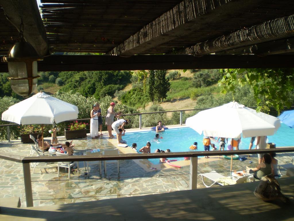 Vateri Hotel Límni Екстериор снимка